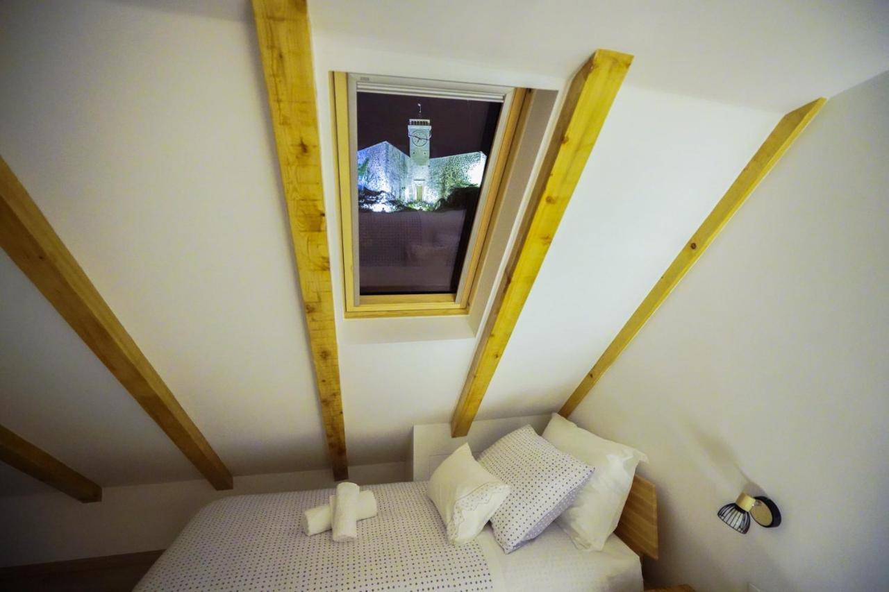 Apartment Ispod Ure 锡尼 外观 照片