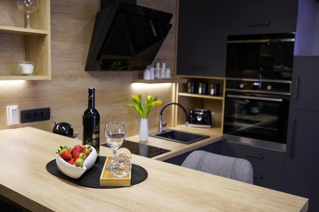 Apartment Ispod Ure 锡尼 外观 照片