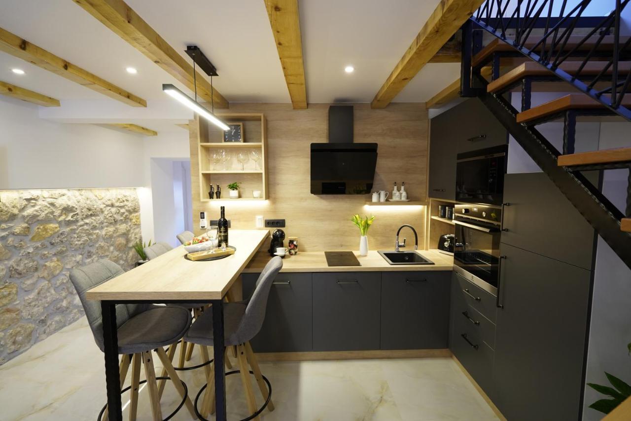 Apartment Ispod Ure 锡尼 外观 照片